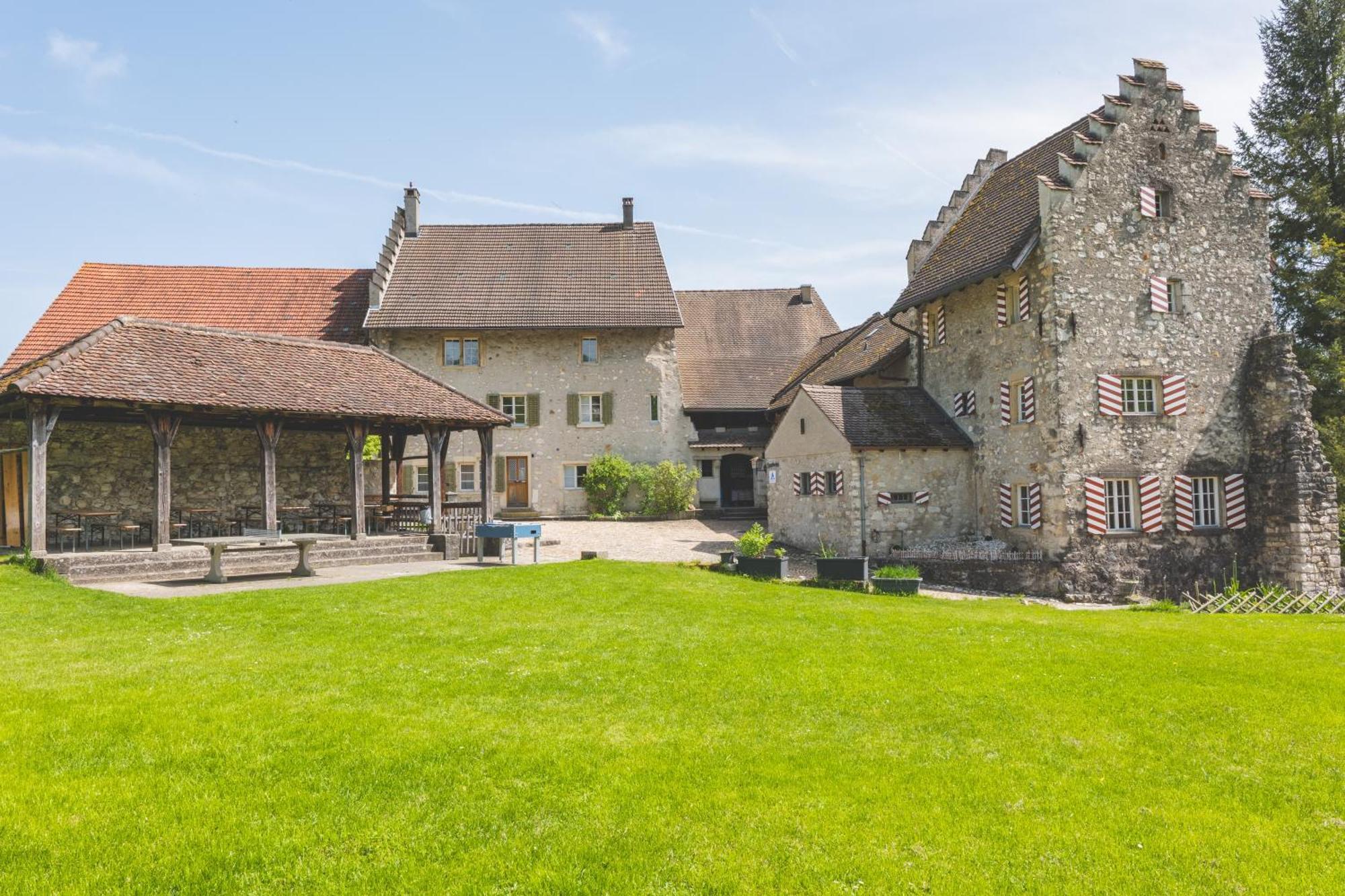 Brugg Youth Hostel Exterior photo